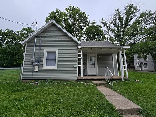 813 Wilkes Blvd Photo 1