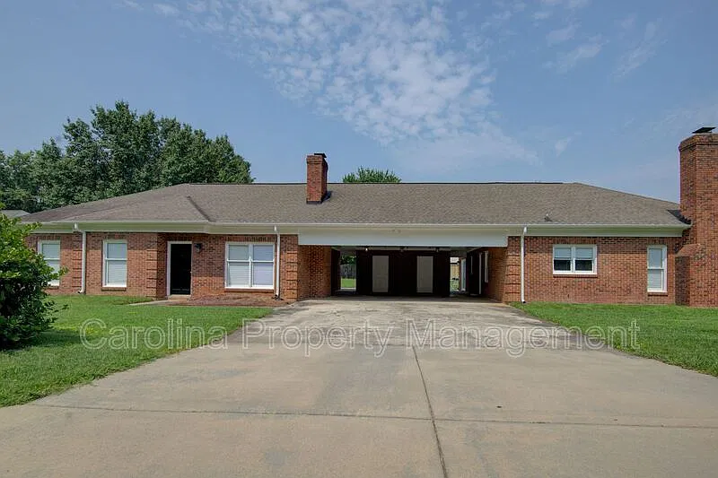 5132 Rea Rd