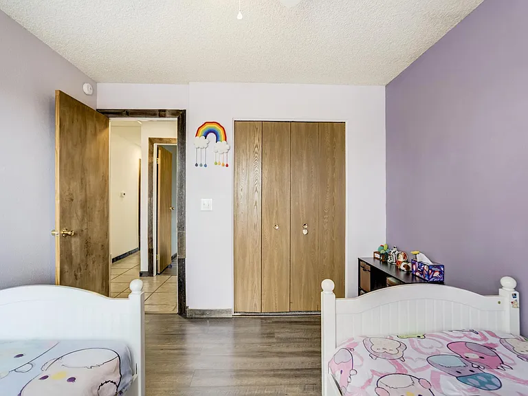 7425 Painted Rock Dr — Photo 40