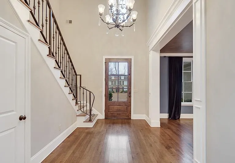 10227 Matwood Oak Dr — Photo 2