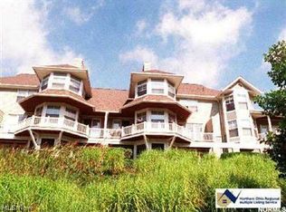 3 Shoreby Dr #3, Cleveland, OH 44108