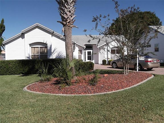 2nd image of 1011 La Mesa Ln