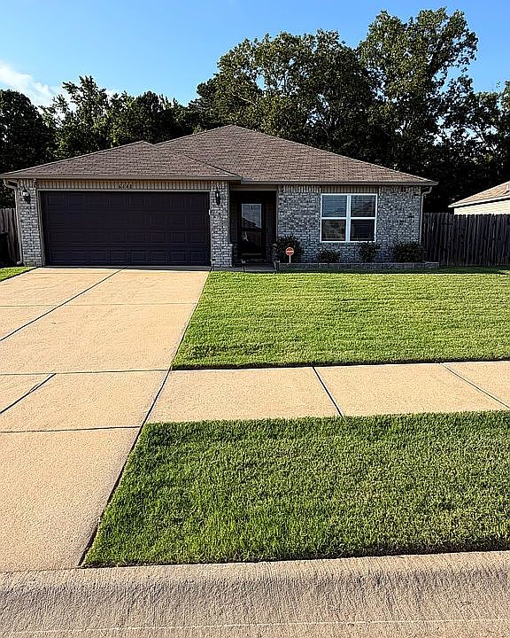 1st image of 6448 Amalie Dr