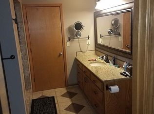 302 Perry St, Lawrence, KS 66044