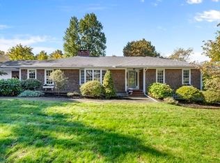 29 Heath Rd, North Andover, MA 01845