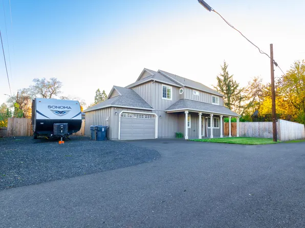 310 SW Oak St, Grants Pass, OR 97526