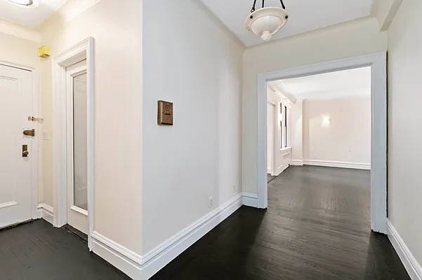 Sold by Douglas Elliman | media 18