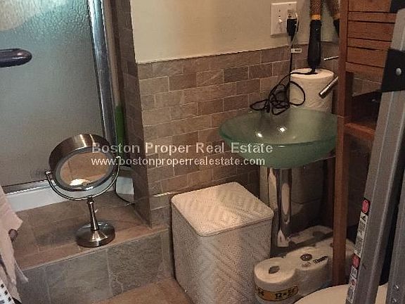323 Beacon St. #2 Boston - Back Bay Unit Photo 10