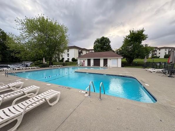 21 Village Park Dr UNIT 2A
