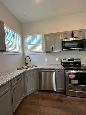 3409 Albion St — Photo 11