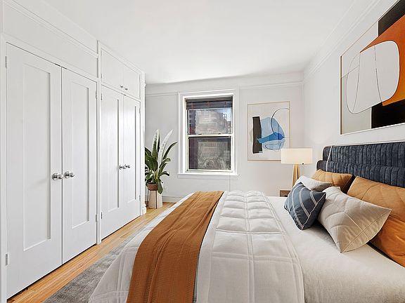 4th image of 233 W 21st St APT 6B