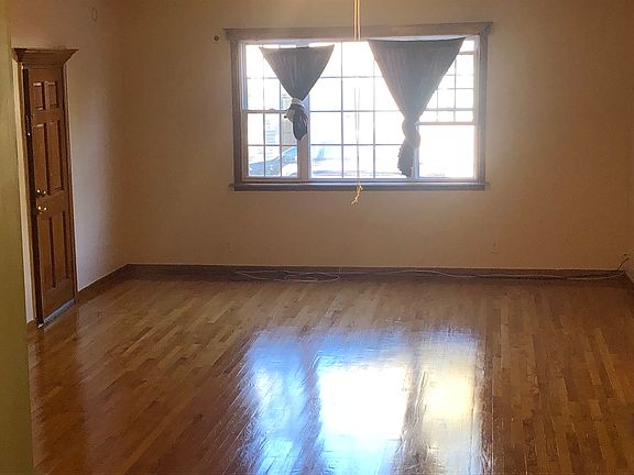 5th image of 4536 S Hermitage Ave