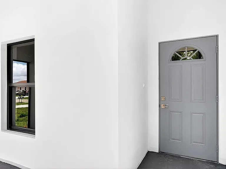 2413 Ansel Ave S — Photo 3
