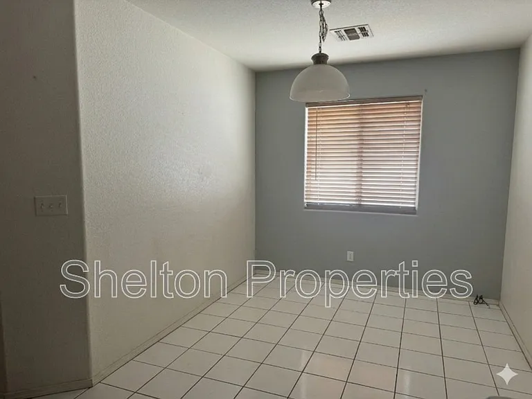 7391 W Solano Dr N — Photo 7
