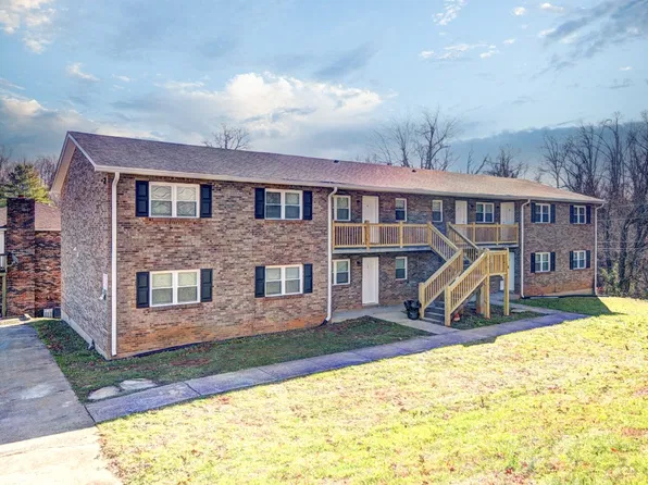 418 Woodcreek Dr #3, Radcliff, KY 40160