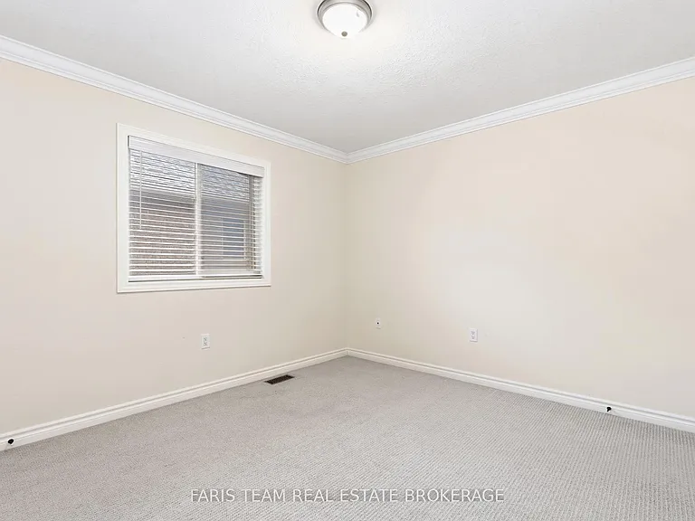 3 Prince William Way — Photo 24