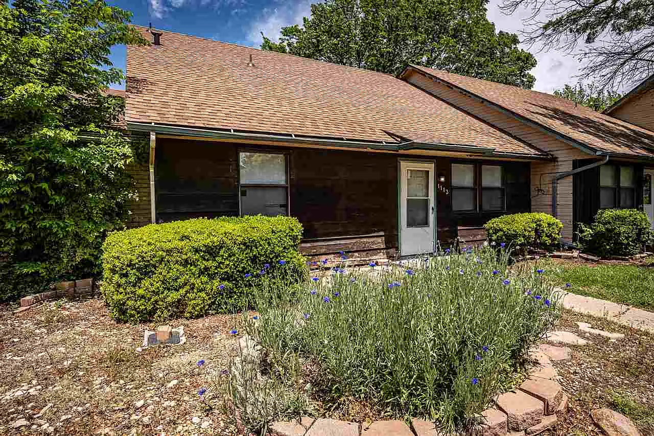 3 bed, 1440 sqft, $1,200 — Photo 2