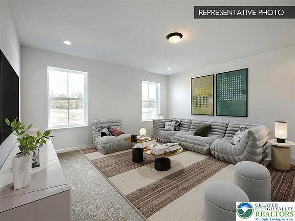 3rd image of 126 Pleasantview Dr Lot 3