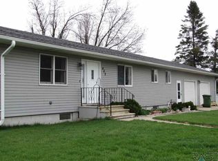 402 Oak St, Ellsworth, MN 56129