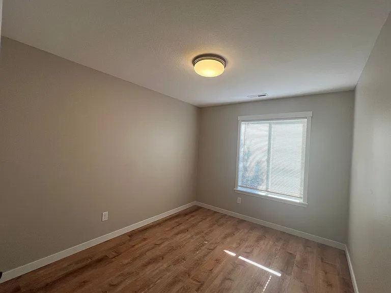 2641 NE 130th Ct — Photo 21