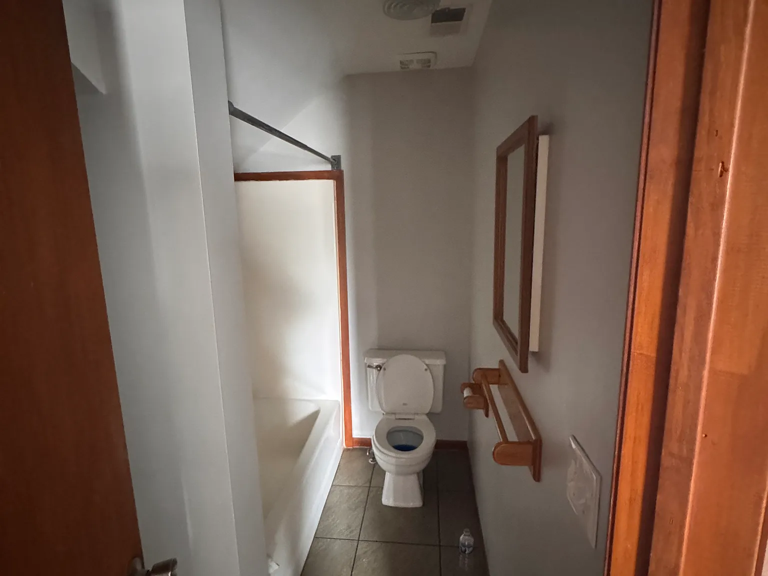 2 bed, 957 sqft, $1,000 — Photo 4