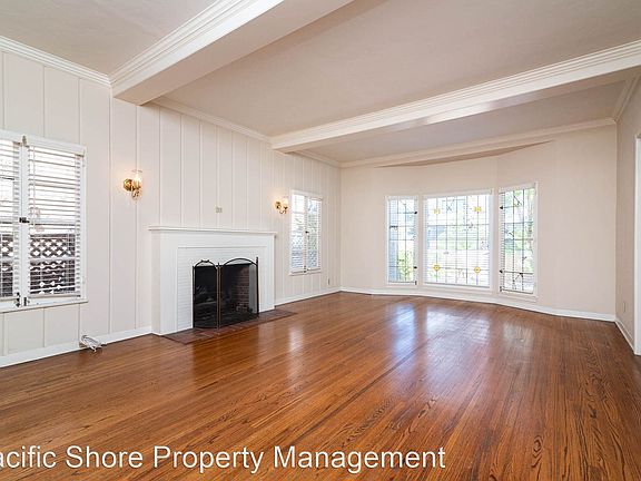 3rd image of 10474 Eastborne Ave #10474