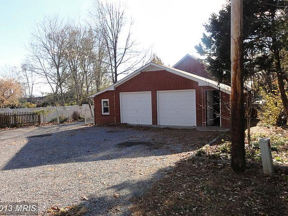 3rd image of 2183 Shawn Dr