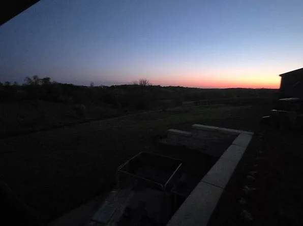 17609 Dales Ford Rd, Scotch Grove, IA 52310