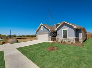 307 Newton St, Valley View, TX 76272