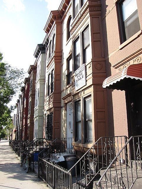 2nd image of 465 Prospect Ave
