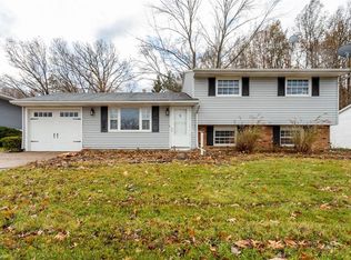 4661 Idleview Dr, Vermilion, OH