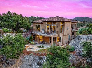 2940 Club Moss Ln, Avila Beach, CA 93424