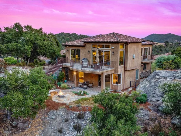 2940 Club Moss Ln, Avila Beach, CA 93424