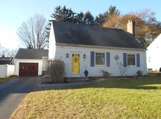 70 Miles Ave, Fairport, NY 14450