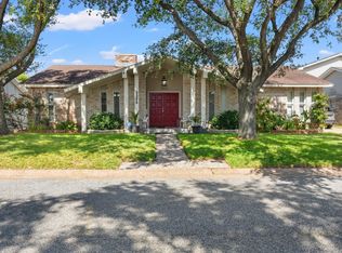 3026 Beluche Dr, Galveston, TX 77551