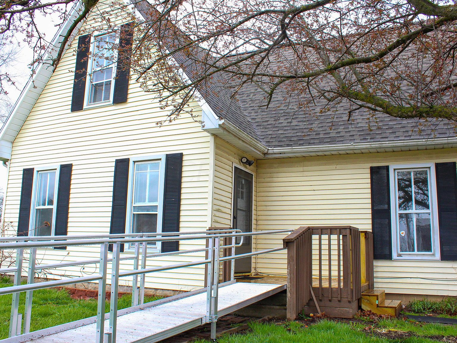 8861 Railroad St, Stoutsville, OH 43154 Zillow