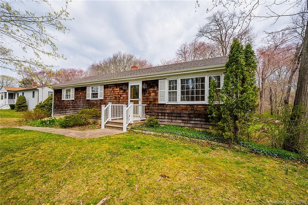 5 Old Black Point Rd, Niantic, CT 06357 Zillow