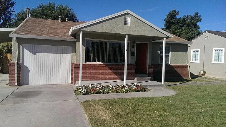 1040 Jefferson Blvd photo 1