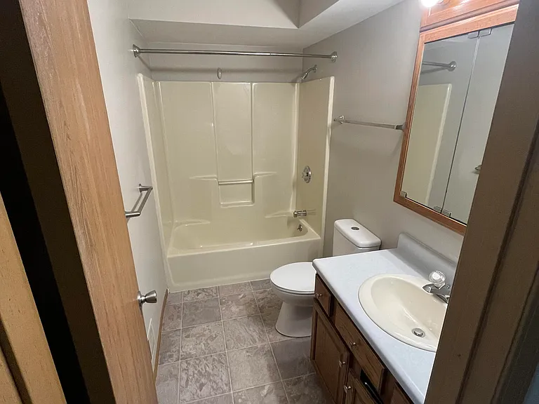 6940 Shattuck Rd — Photo 18