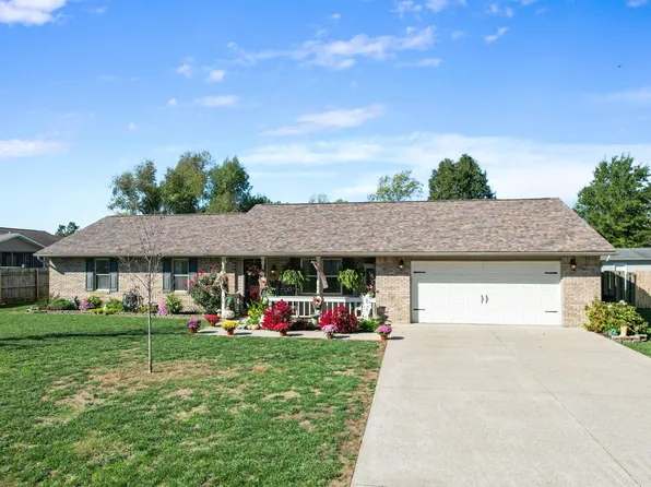 3029 Teakwood Ln, Herrin, IL 62948