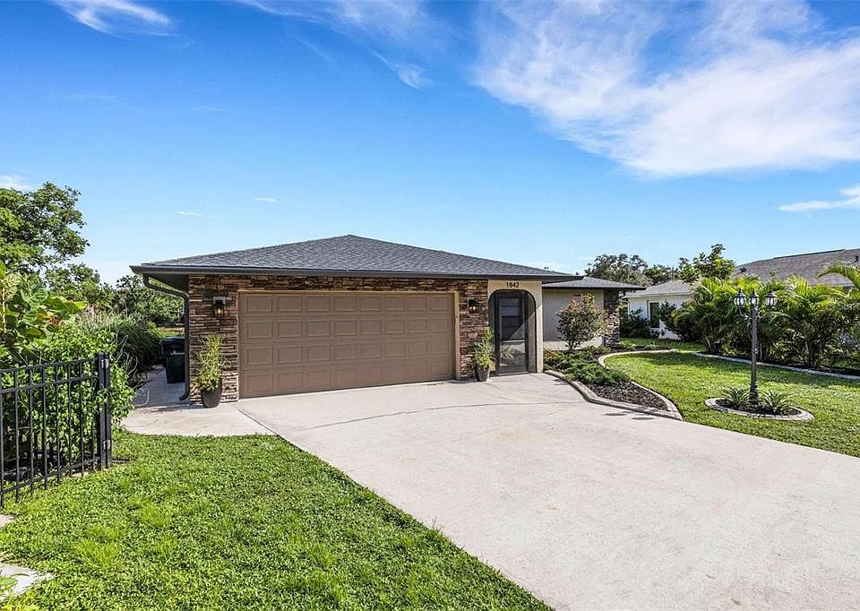 1st image of 1842 COUNTRY MEADOWS COURT