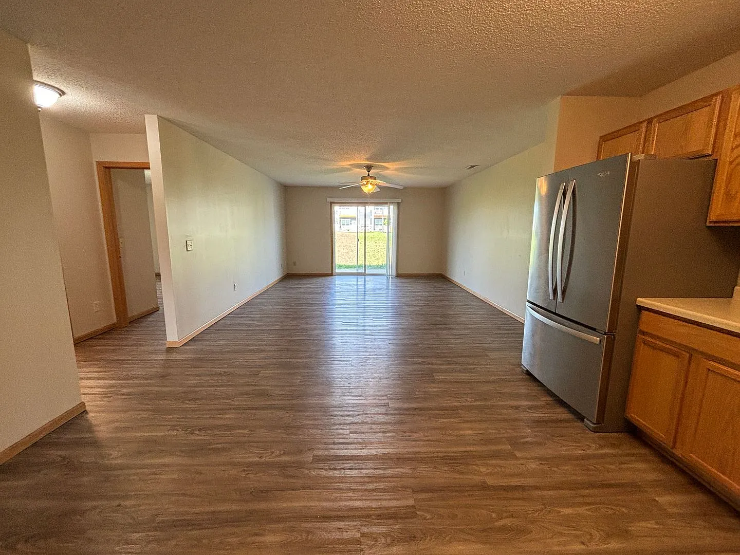 Remodeled 2 Bedroom Town Home — Photo 3