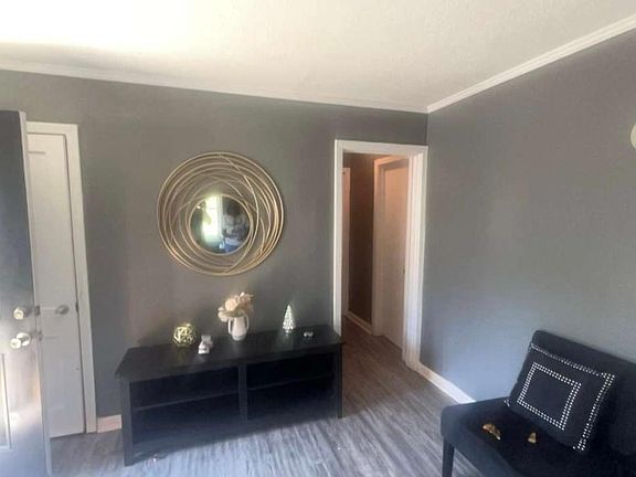 2nd image of 3873 Andrews Dr