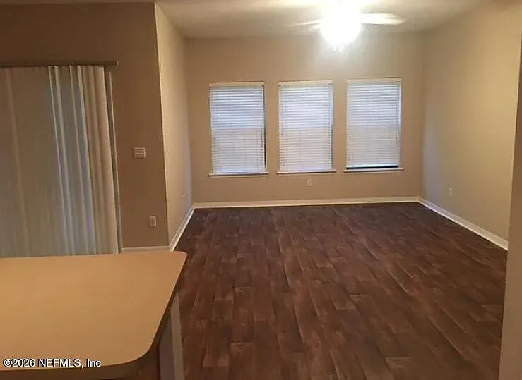 255 Beech Brook St — Photo 5
