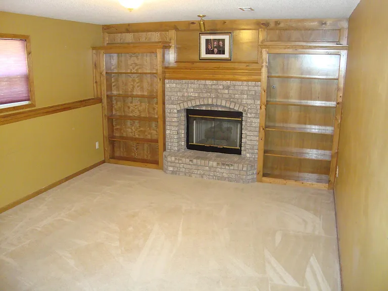 116 E Sierra Dr — Photo 27