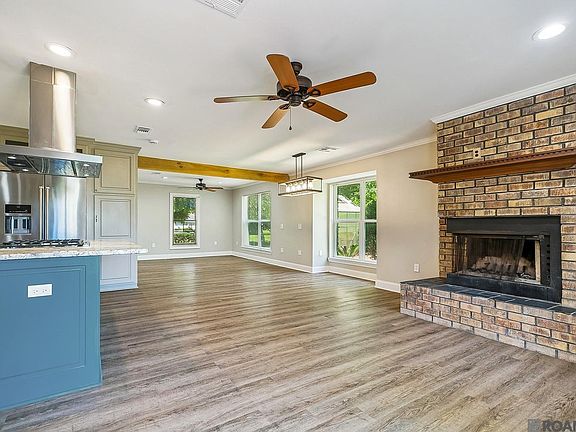 5th image of 37209 Manchac Ln
