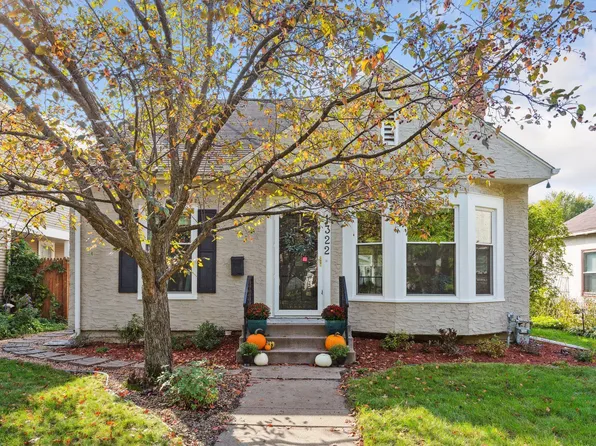 1322 Highland Pkwy, Saint Paul, MN 55116