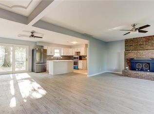 902 N Metcalf Ter, Louisburg, KS 66053