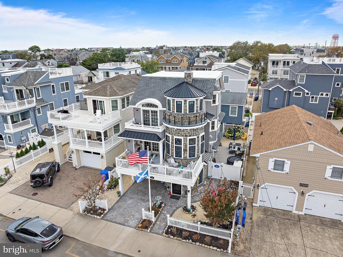222 7th St, Beach Haven, NJ 08008 | Zillow
