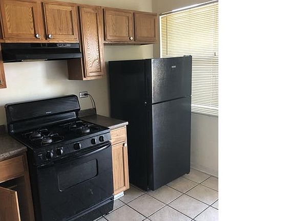 5th image of 3712 W Grenshaw St #2